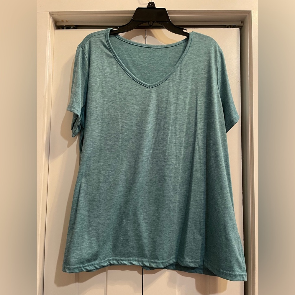 SHEIN Teal and Pink Short Sleeve V-Neck Tees